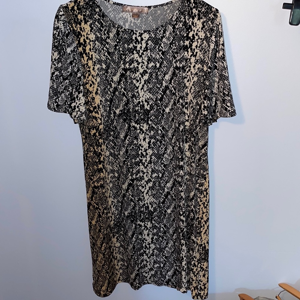 Alexandra + Oak Dress Large 👗